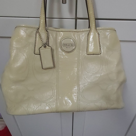 Coach patent leather carry-all - Picture 13 of 14